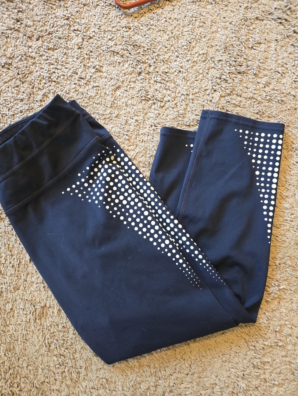 Athleta Relay Gel Dot Capri Leggings Womens Medium M Navy Blue Crop 721721